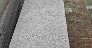 盘锦芝麻白毛板厂矿直销