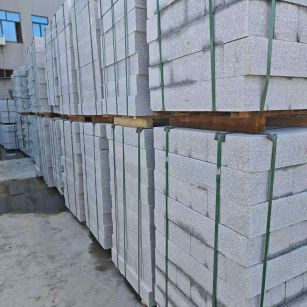 盘锦芝麻白路牙石，路侧石