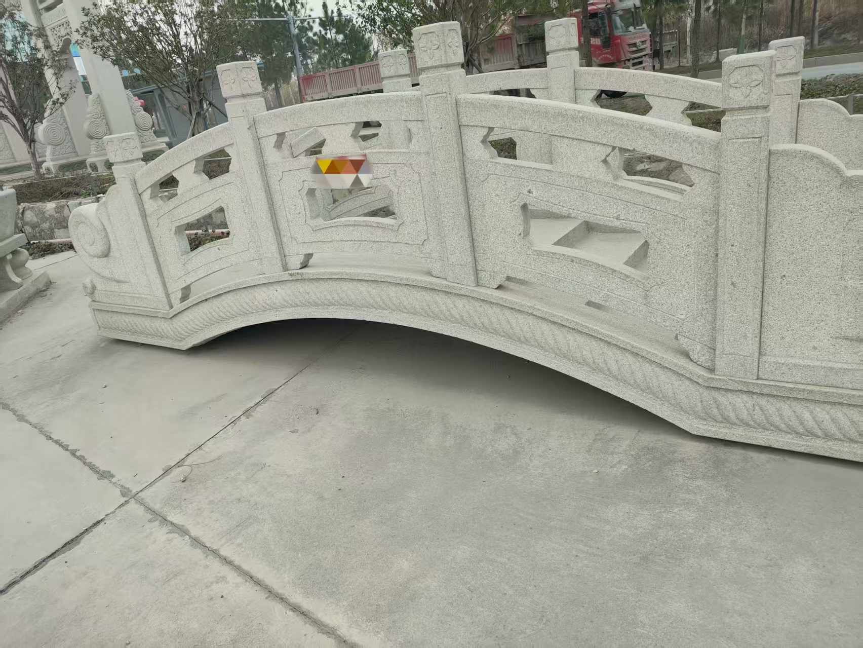 盘锦芝麻白拱桥，石桥